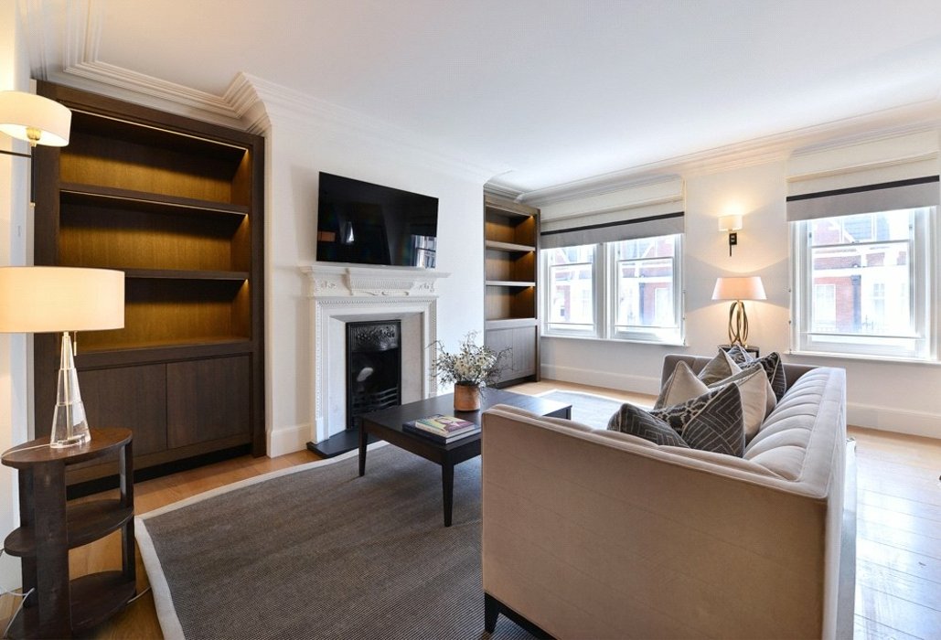 1 bedroom Flat to let in London - Image 3