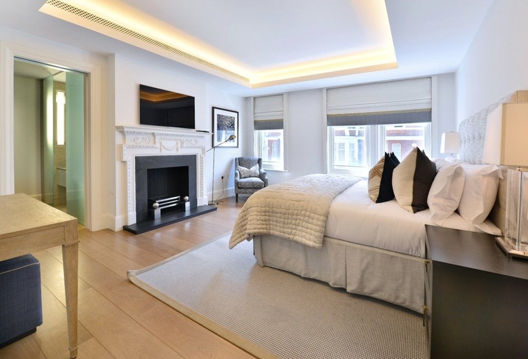 1 bedroom Flat to let in London - Image 12