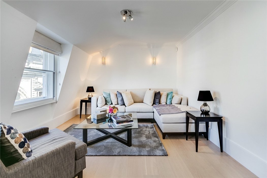 2 bedroom Flat new instruction in Mayfair,London - Image 8