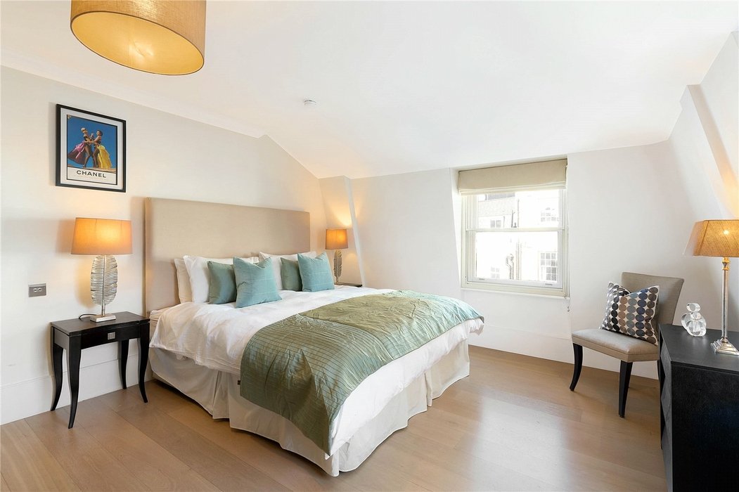 2 bedroom Flat let in Mayfair,London - Image 4