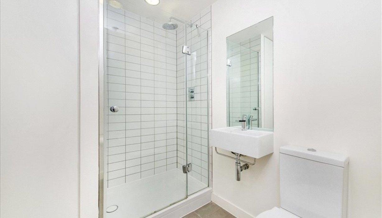 2 bedroom Flat new instruction in Chelsea,London - Image 6