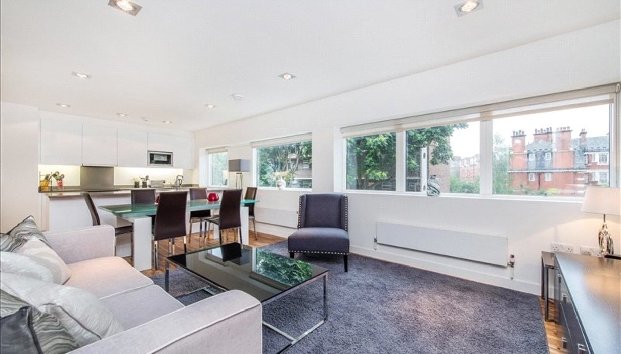 2 bedroom Flat new instruction in Chelsea,London - Image 1