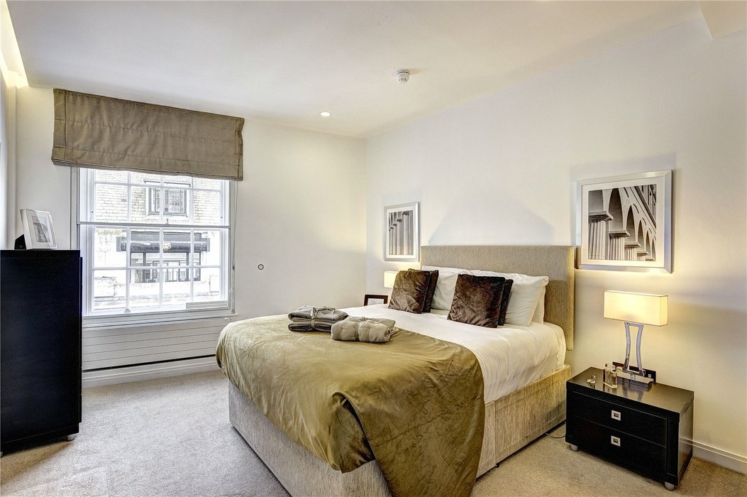1 bedroom Flat let in Mayfair,London - Image 4