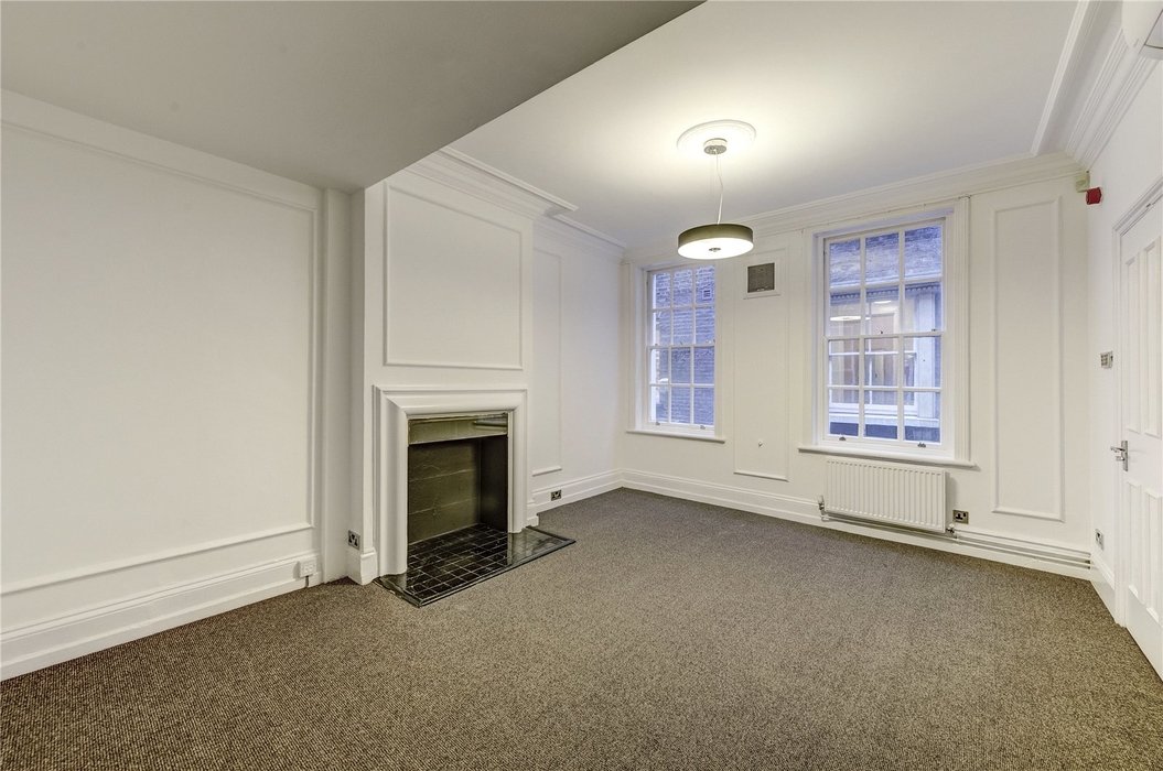  Office to let in Mayfair,London - Image 4