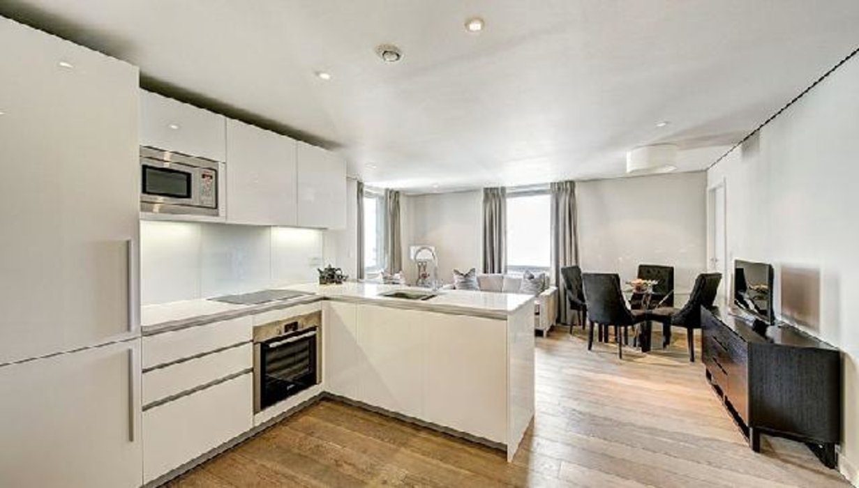 3 bedroom Property to let in Paddington,London - Image 2