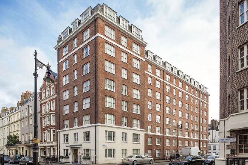 1 bedroom Flat under offer in Mayfair,London - Image 1