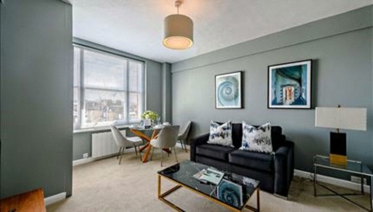 1 bedroom Flat under offer in Mayfair,London - Image 2