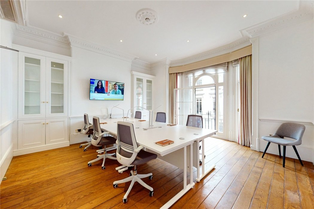  Property to let in Mayfair,London - Image 4