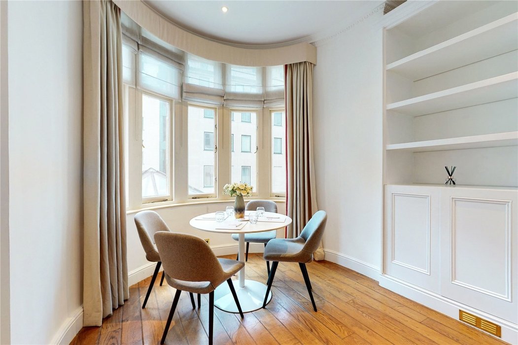  Property to let in Mayfair,London - Image 5