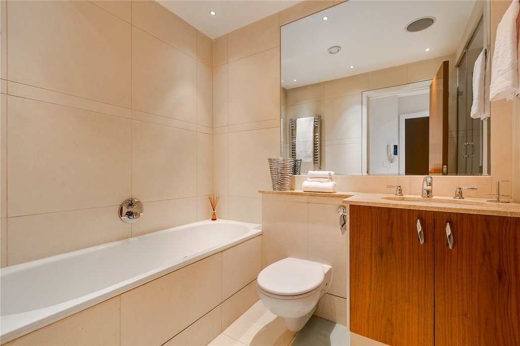 1 bedroom Flat let in Mayfair,London - Image 8