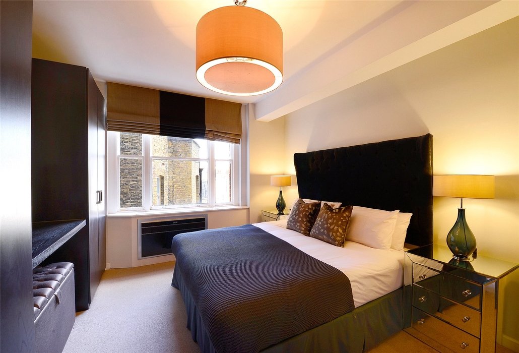 2 bedroom Flat to let in Mayfair,London - Image 7