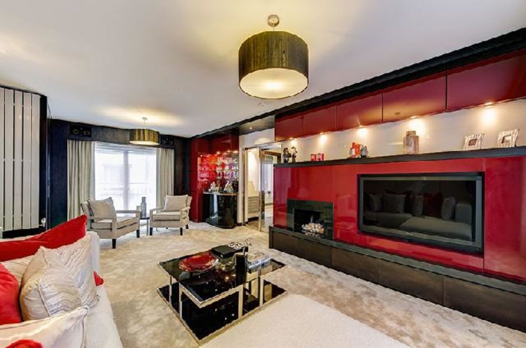 3 bedroom House to let in Mayfair,London - Image 2