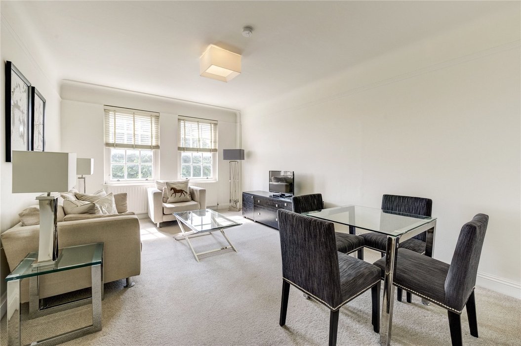 2 bedroom Flat new instruction in London - Image 1