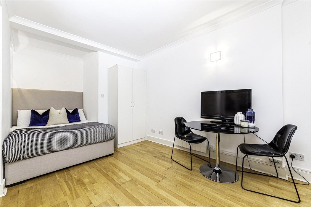  Flat new instruction in Mayfair,London - Image 3