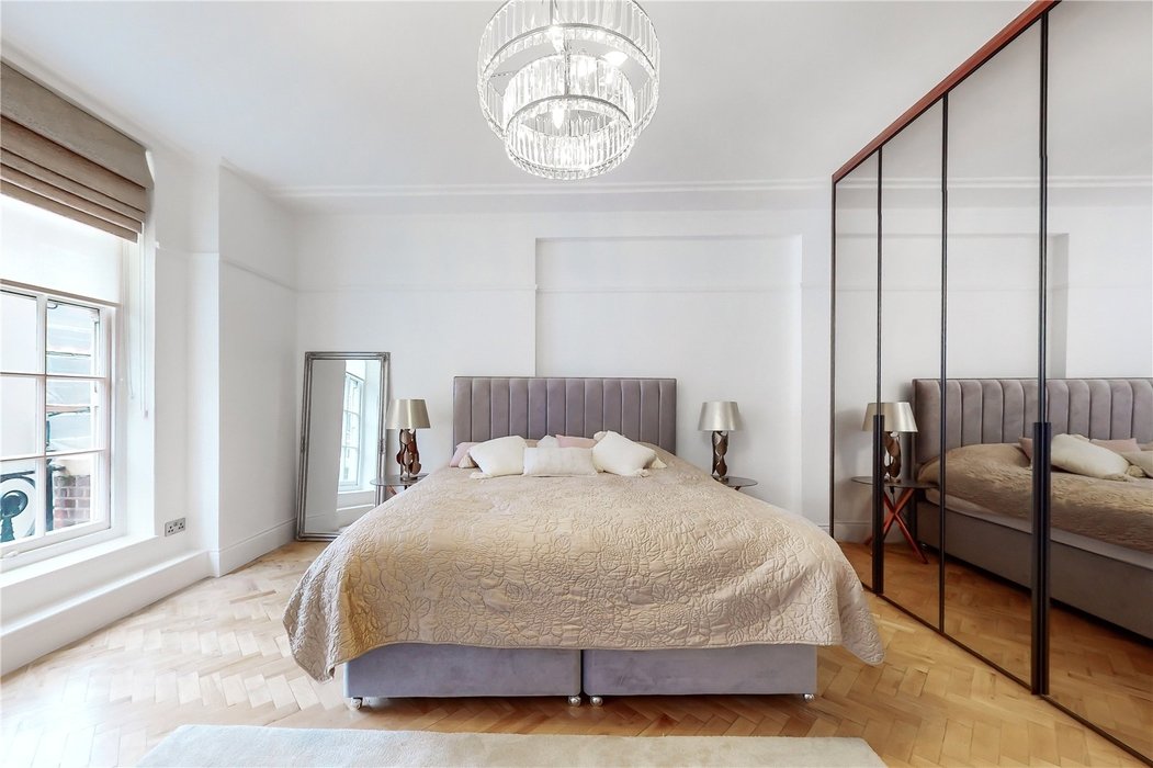 3 bedroom Flat to let in Mayfair,London - Image 10