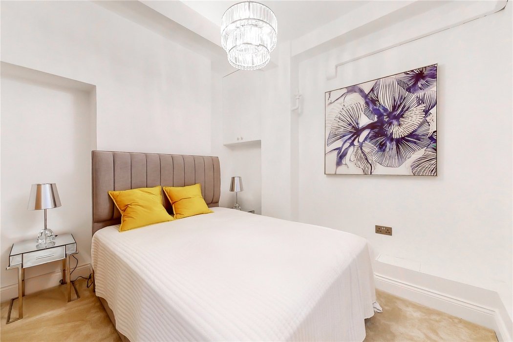 3 bedroom Flat to let in Mayfair,London - Image 14