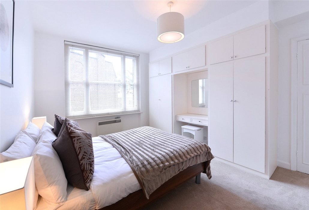 1 bedroom Flat under offer in Mayfair,London - Image 5