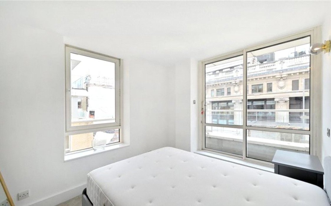 1 bedroom Flat let in Barrett Street,London - Image 4