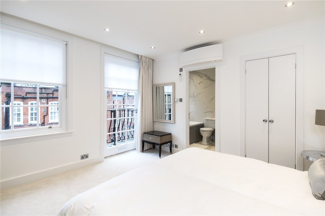 2 bedroom Flat new instruction in Mayfair,London - Image 15