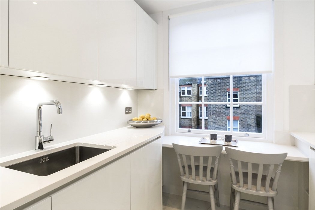 2 bedroom Flat new instruction in Mayfair,London - Image 12