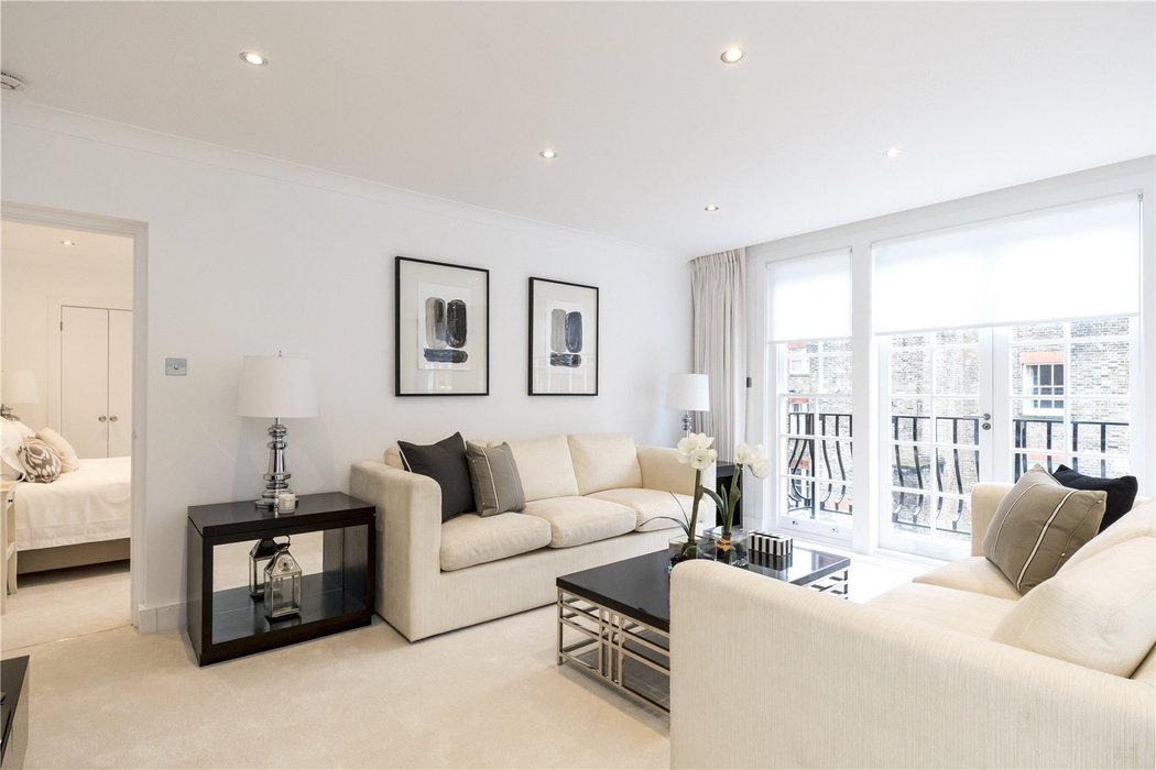 2 bedroom Flat new instruction in Mayfair,London - Image 4
