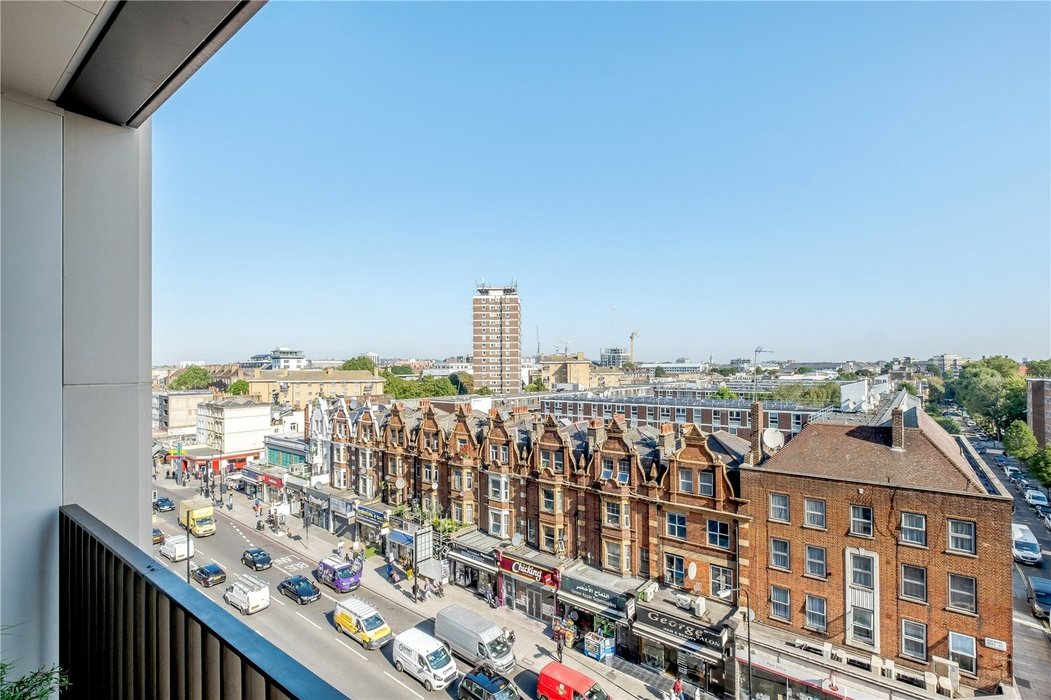 2 bedroom Flat for sale in West End Gate,London - Image 11