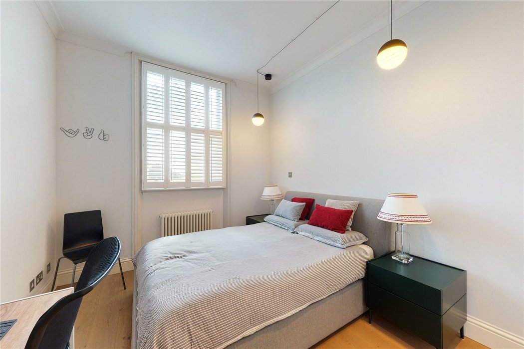 2 bedroom Flat for sale in Earls Court,London - Image 10
