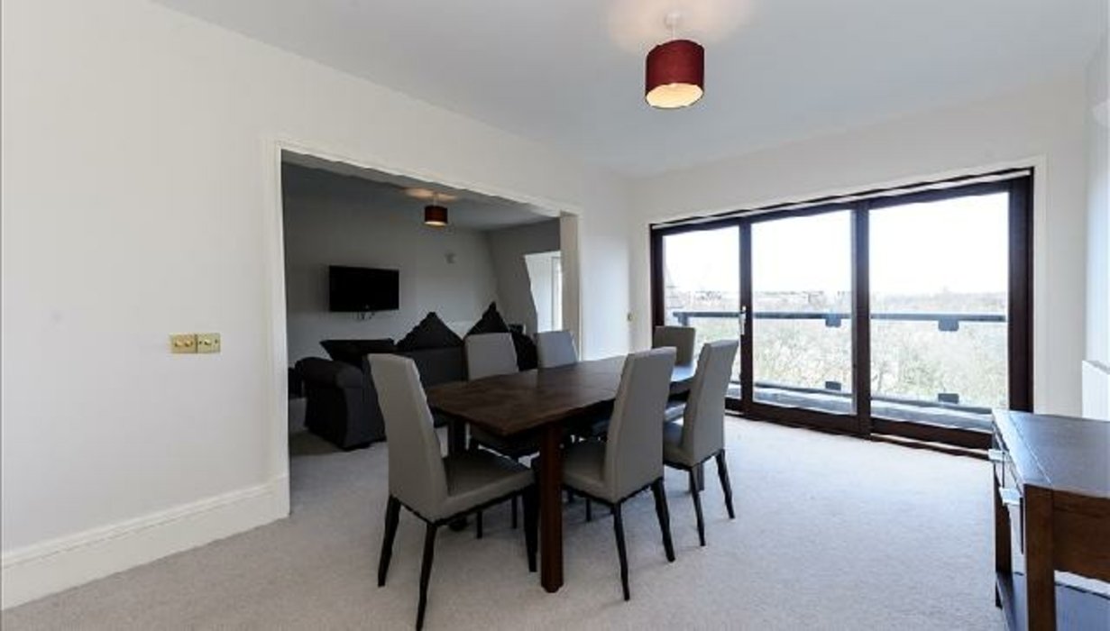 4 bedroom Flat to let in St Johns Wood,London - Image 4