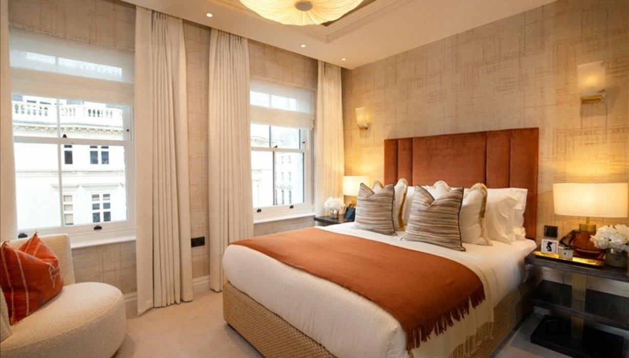 2 bedroom Flat to let in Kensington,London - Image 5