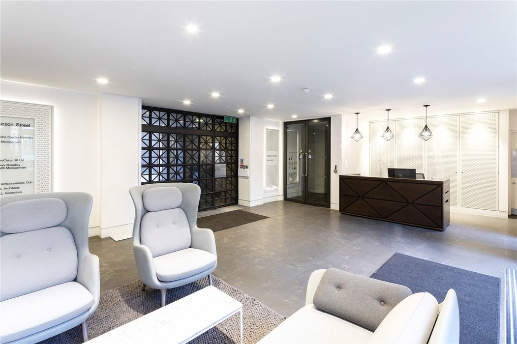  Office to let in Mayfair,London - Image 4