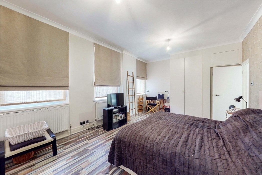 2 bedroom Flat sold in Marylebone - Image 4