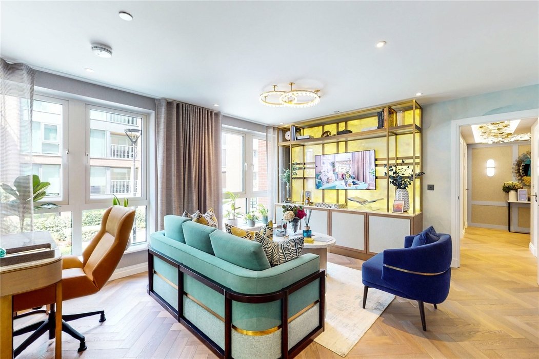 1 bedroom Flat for sale in 2 Bridgewater Avenue,London - Image 2