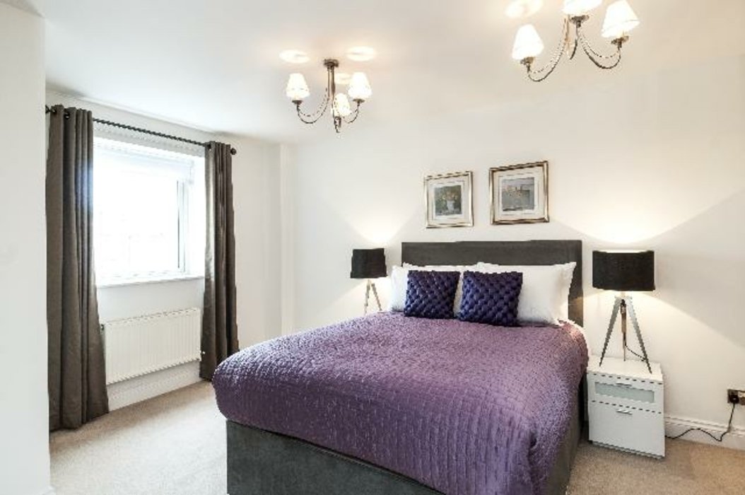 2 bedroom Flat let in Regents Park,London - Image 4