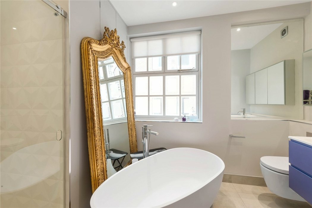 2 bedroom Flat for sale in Mayfair,London - Image 9
