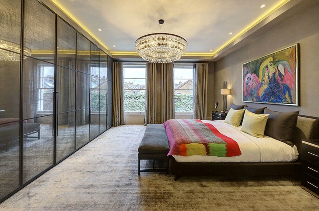 3 bedroom Flat / Apartment,Conversion for sale in Westbourne Grove,London - Image 6