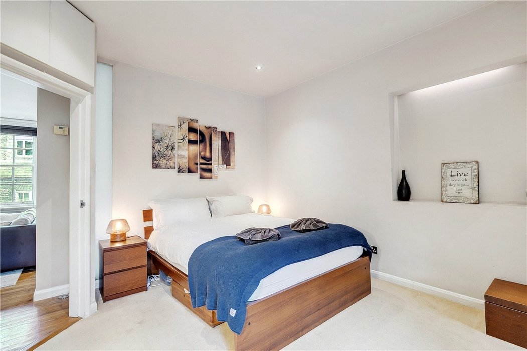 1 bedroom Flat for sale in Mayfair,London - Image 6