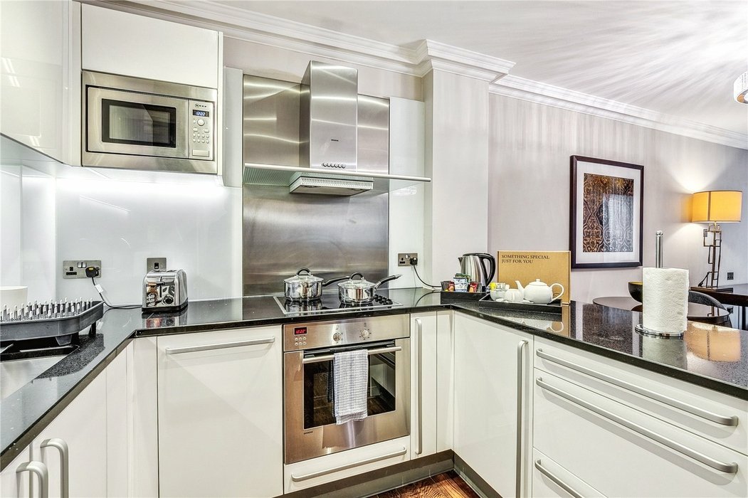 1 bedroom Flat to let in  - Image 8