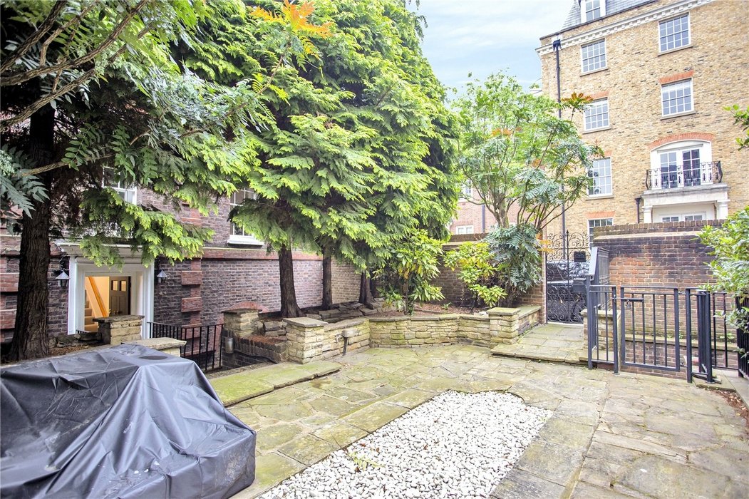 3 bedroom Flat new instruction in Mayfair,London - Image 7