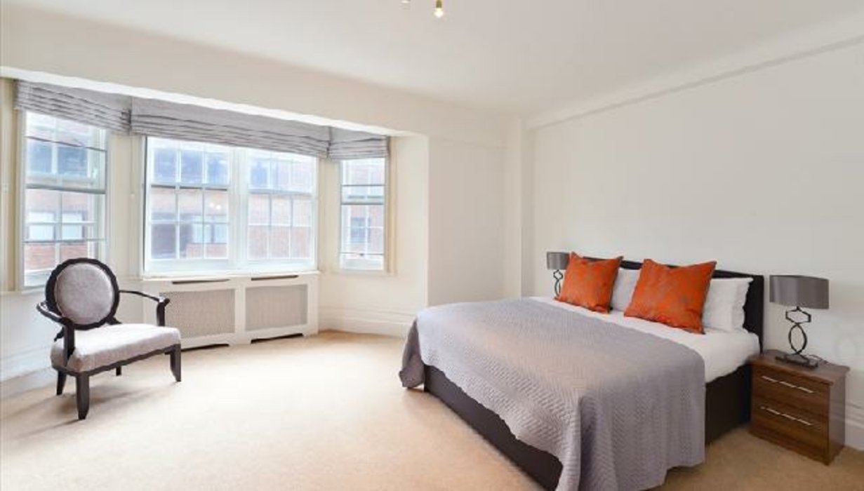 5 bedroom Flat new instruction in St Johns Wood,London - Image 6
