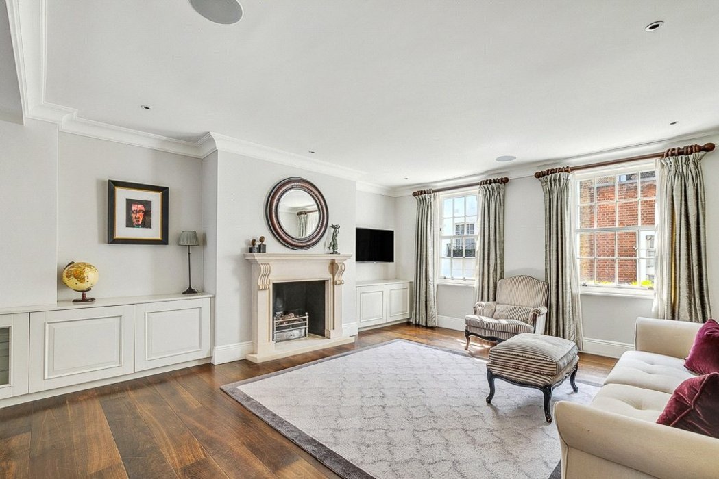 4 bedroom House for sale in Mayfair,London - Image 3