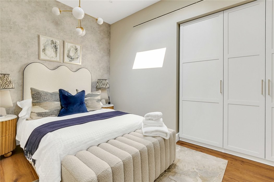 2 bedroom Flat let in Mayfair,London - Image 13