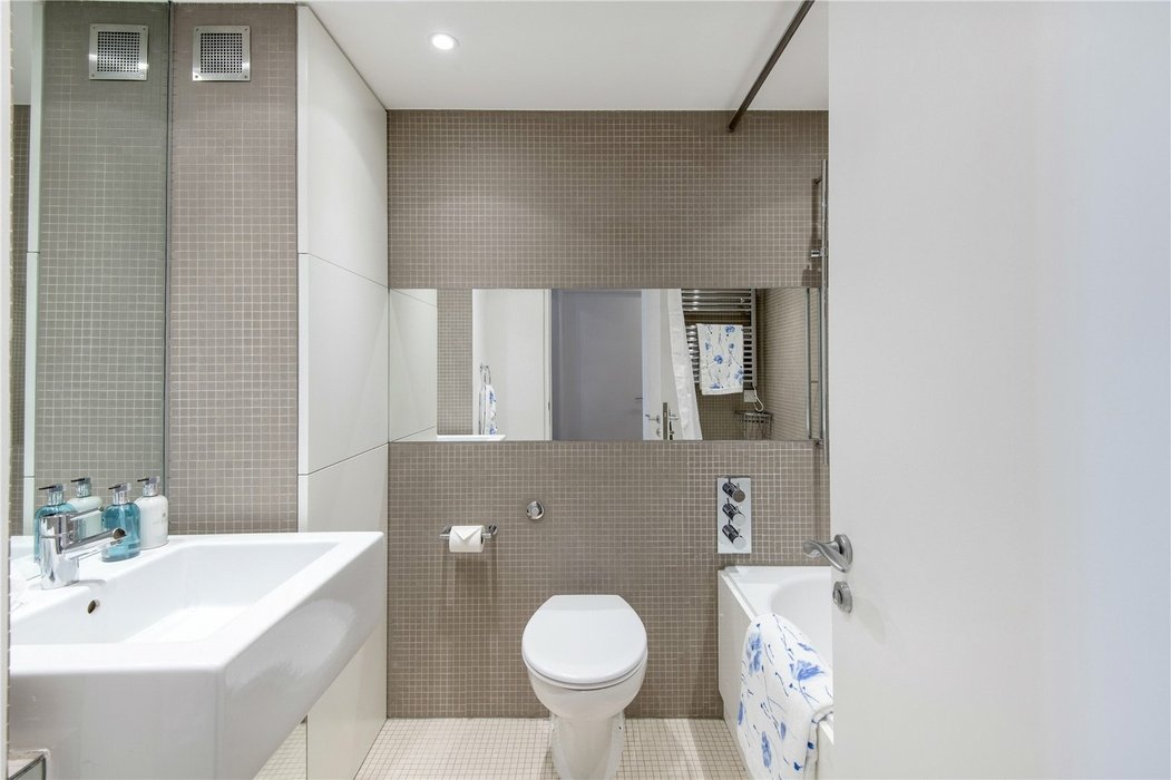 3 bedroom Flat to let in Mayfair,London - Image 6