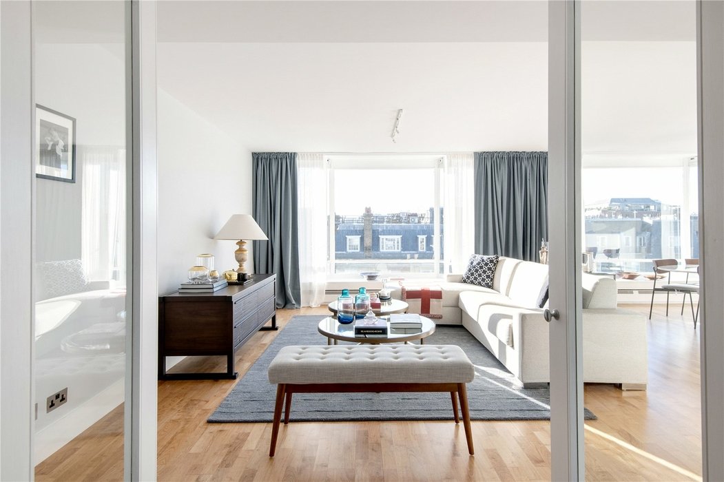 3 bedroom Flat to let in Mayfair,London - Image 10