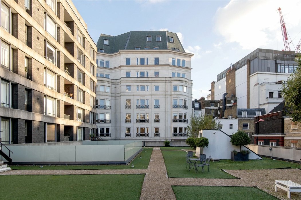 3 bedroom Flat to let in Mayfair,London - Image 13