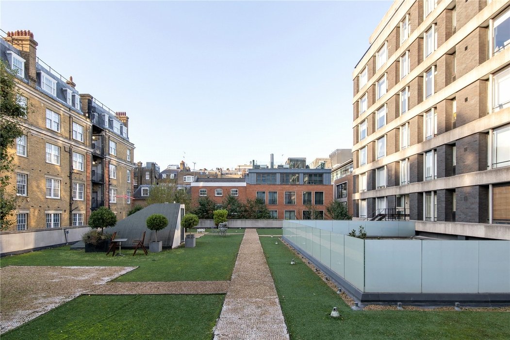 3 bedroom Flat to let in Mayfair,London - Image 20