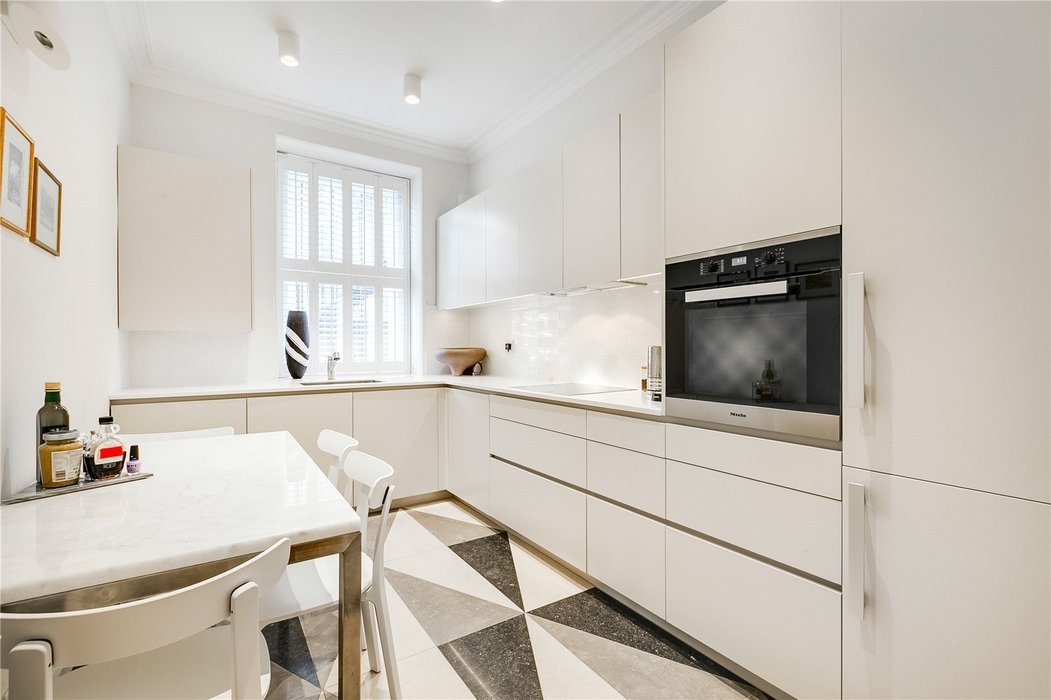 1 bedroom Flat new instruction in Hay Hill,London - Image 6